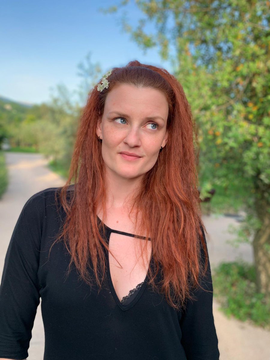 Ciao ragazzi! Domani si ritorna in Sicilia per il mio live a Sclafani Bagni (PA)! Vi aspetto super carichi in Piazza Piersanti Mattarella...non vedo l'ora! 🌈 😍😘