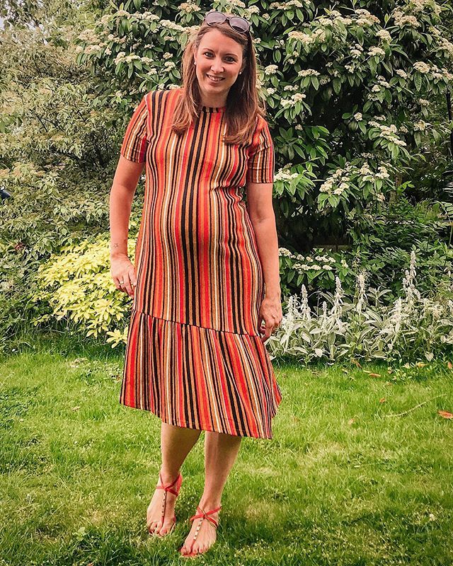 Friyay 👏🏻 What a beautiful day it’s been too 🌞 .
.
Dress - @zara (SS18) purchased preloved from the ohh so gorgeous @lookoflou ❤️
.
#choosereused @sarahwearsthis @restylethemother 
#fashtagfriday @shellandthelittlies @gingermumstyle @finlay_fox 
#fee… ift.tt/2FBz19C