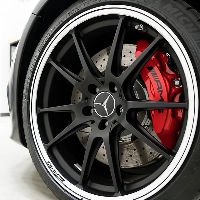 UnleashedAuto's tweet image. Wheels &amp;amp; Calipers ceramic coated with CQuartz Finest Reserve. Brake dust doesn't stand a chance. 💎 ift.tt/2NzHDEn