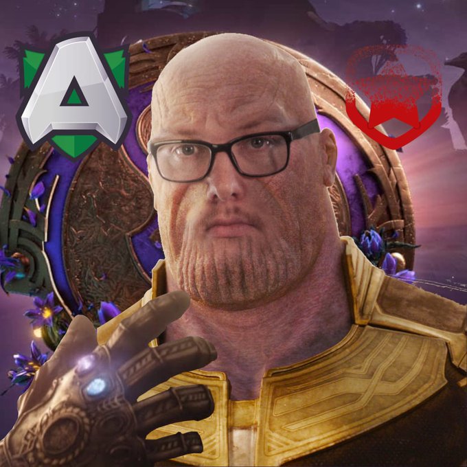 Watch Max Broecker's leaked NSFW photo on TwXstars