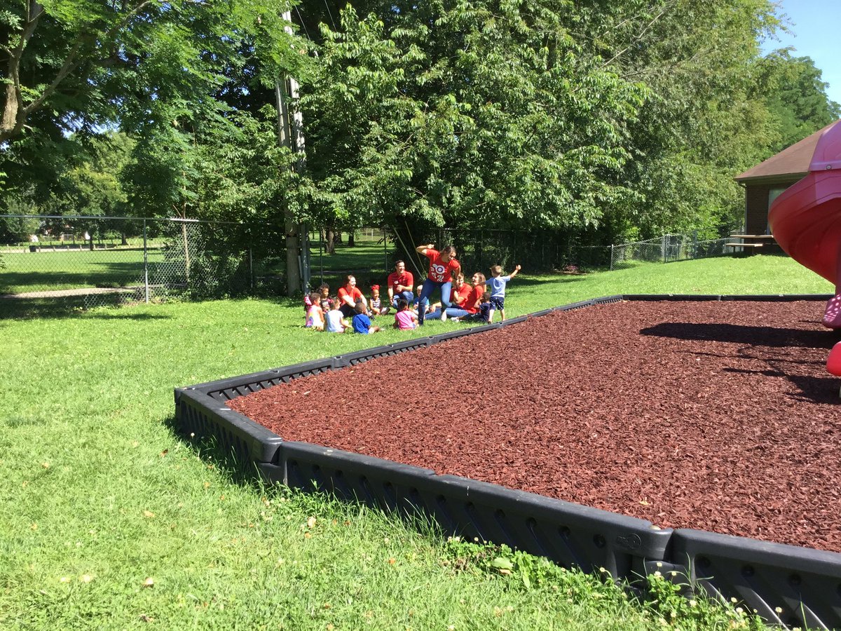 Kelly Osborne tweet media