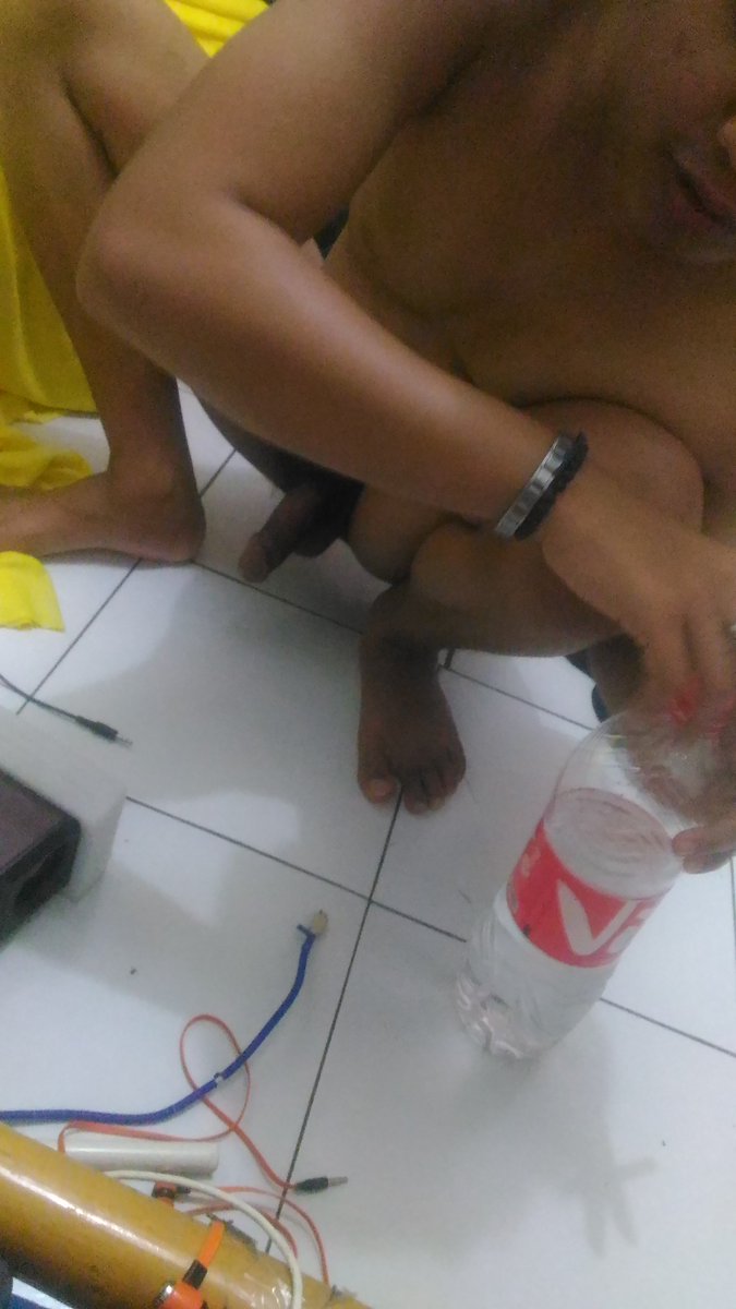 Rafi95256512's tweet photo. Hbis ml sama brondong 19thn sma  kls2 https://t.co/9yhXaGHxDc