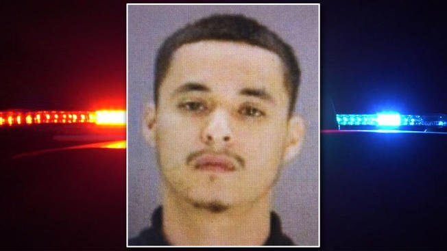 RETWEET! Have you seen this man? The United States Marshal Service is hunting for this convicted murderer who cut off his ankle monitor and skipped out on the final day of his murder trial in Dallas. on.nbcdfw.com/OSaQxyp