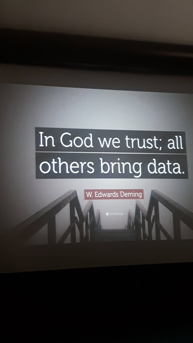 CarlaAnggelli's tweet photo. Excelente exposiciom Rene Ramos  #godigital2019 Data y Analytics https://t.co/gUWni1eMfy