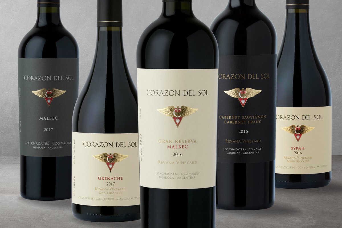 BodegaCDS's tweet photo. Conoce parte del exclusivo portfolio de vinos de @BodegaCDS
#GranReserva #CabCab #Grenache #Malbec #Syrah
Producción de edición limitada de botellas numeradas.
#VinosDeTerroir #RevanaVineyard #LosChacayes #ValledeUco #UcoValley #Tunuyán #Mendoza #Argentina https://t.co/rYciUYJX24