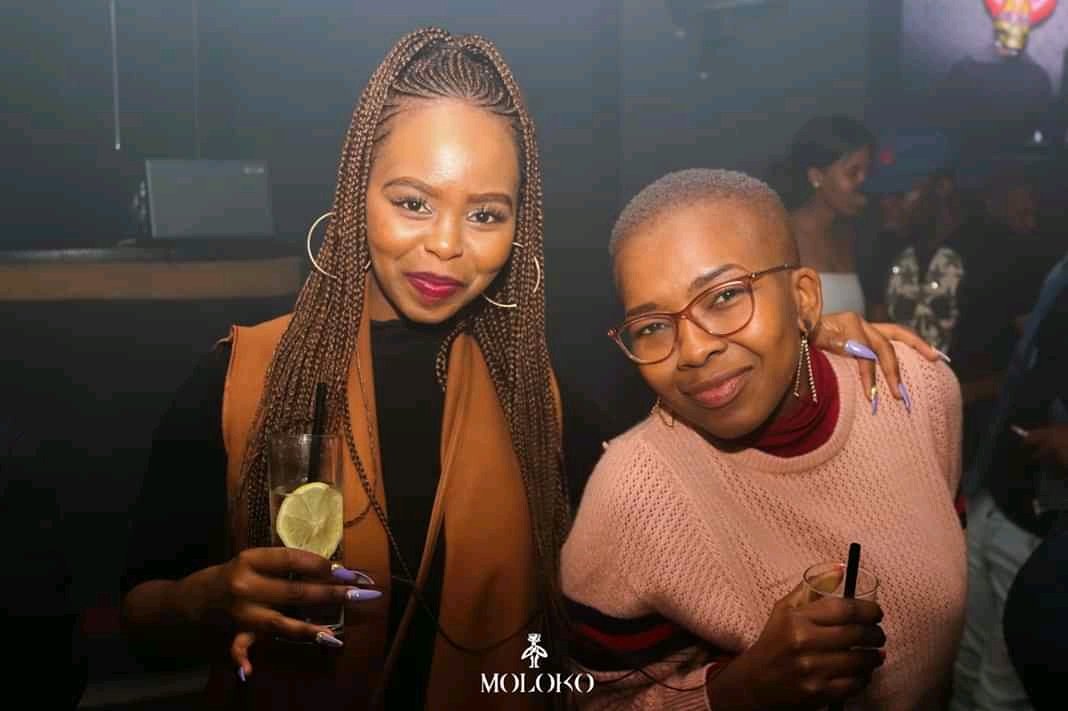 kannedySnowSA's tweet photo. don't you wish it was 22H00 already so we can dance till morning, re on tonight @MolokoPretoria #FabulousFriday 
#DurbanJulySendOff
#2pmdjs  
#MolokoPretoria
#ForTheRichBeautifulAndFamous
#10FreeTicketsToDurbanJuly
#BecauseOfMolokoI https://t.co/9DONic0KPr