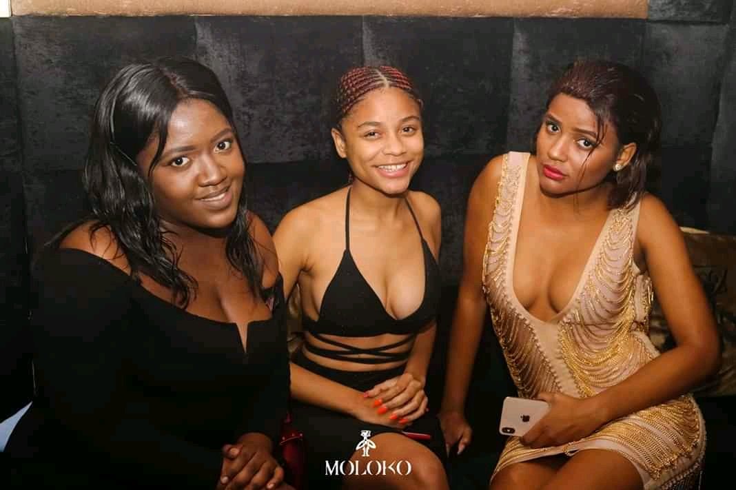 kannedySnowSA's tweet photo. don't you wish it was 22H00 already so we can dance till morning, re on tonight @MolokoPretoria #FabulousFriday 
#DurbanJulySendOff
#2pmdjs  
#MolokoPretoria
#ForTheRichBeautifulAndFamous
#10FreeTicketsToDurbanJuly
#BecauseOfMolokoI https://t.co/9DONic0KPr