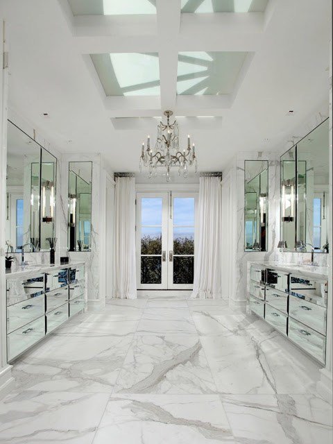SublimeInterior's tweet image. Mirrored vanity cabinets and white Carrara marble floors
#luxury #luxurydesign #luxuryinteriordesign #luxurybathroom #luxuryhome #residential #residentialinteriordesign #residentialdesign #interiors #interiordesign #vancouver #vancouverinteriordesign @COCOCOZY