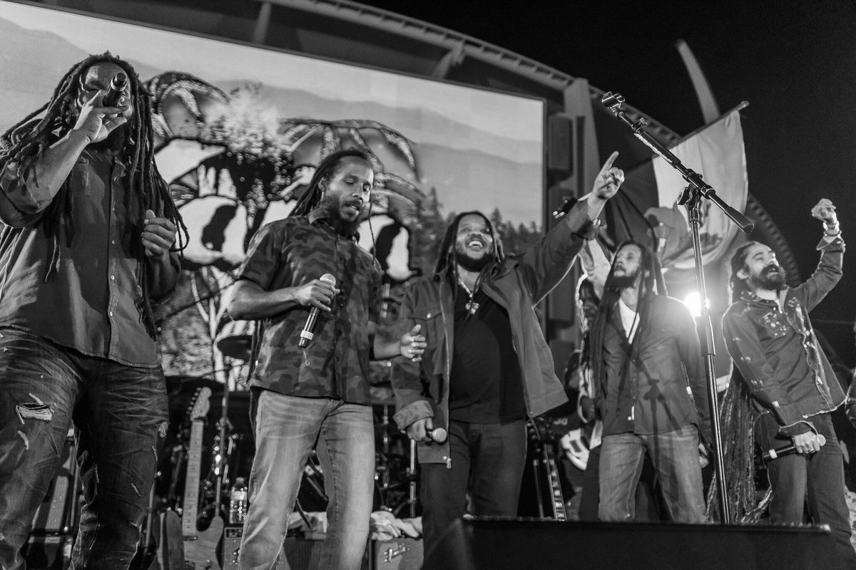 #fbf “All in the same boat, rockin on the same route” with the #MarleyBrothers on #Jamrock2018!! @ZiggyMarley @StephenMarley @JulianMarley @MaestroMarley @DamianMarley #AllInTheSameBoat #WTJRC ⁣ ⁣ 📷: @iMTiZZyTOkYO