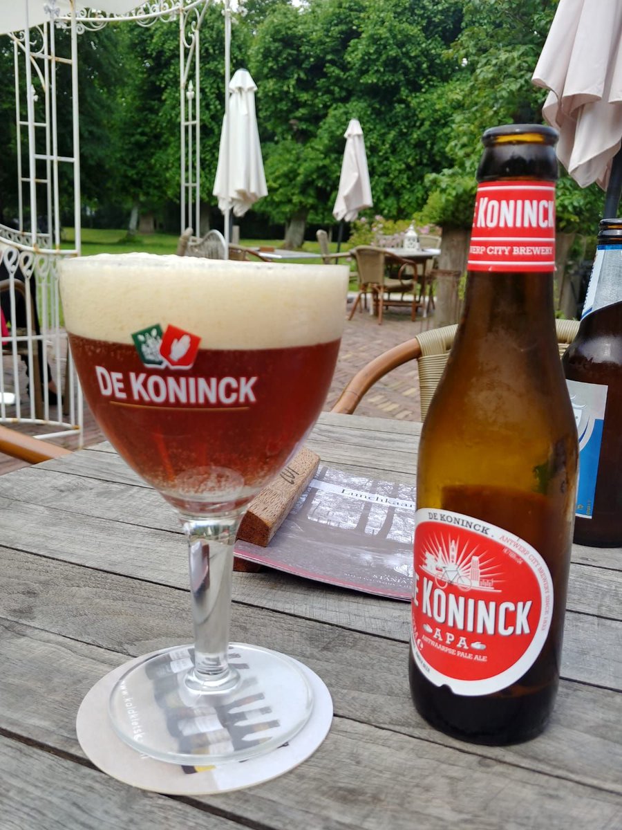 Met het warme weer is het verstandig je rustmomenten te pakken. Dat vinden wij, en dat vinden de leveranciers ook. Door de verdiende rustmomenten van de vrienden van PostNL is het pakket van deze maand een weekje vertraagd. Prima reden om je lokale slijterij weer even te scouten.