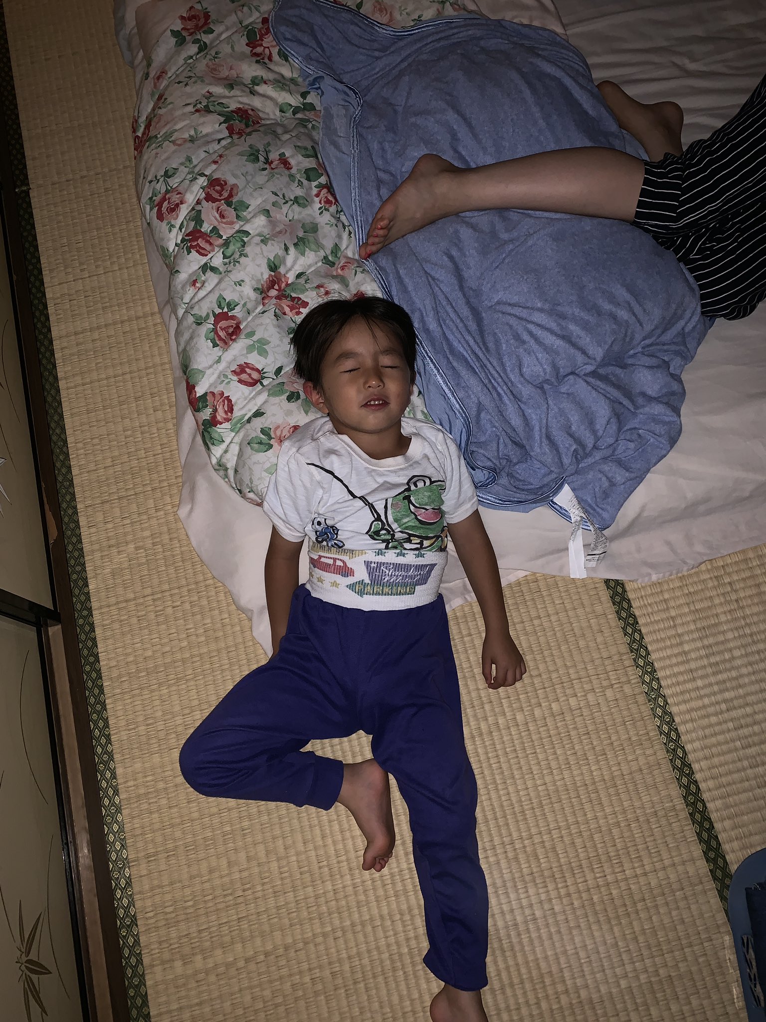 れおりきちゃんねる V Twitter ねぞう悪い 場外 れお Reo Riki りき れおりきちゃんねる Baby 赤ちゃん あかちゃん Baby こども Kids 子育て かわいい 可愛い モデル 赤ちゃんモデル あかちゃんモデル Youtube Youtuber 寝相 寝相悪い