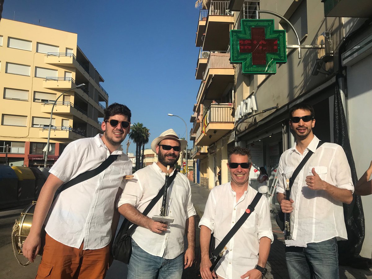 Quina calor!!!! Cercavila a 36C #santpere2019 amb #batonersderibes #pentacontents