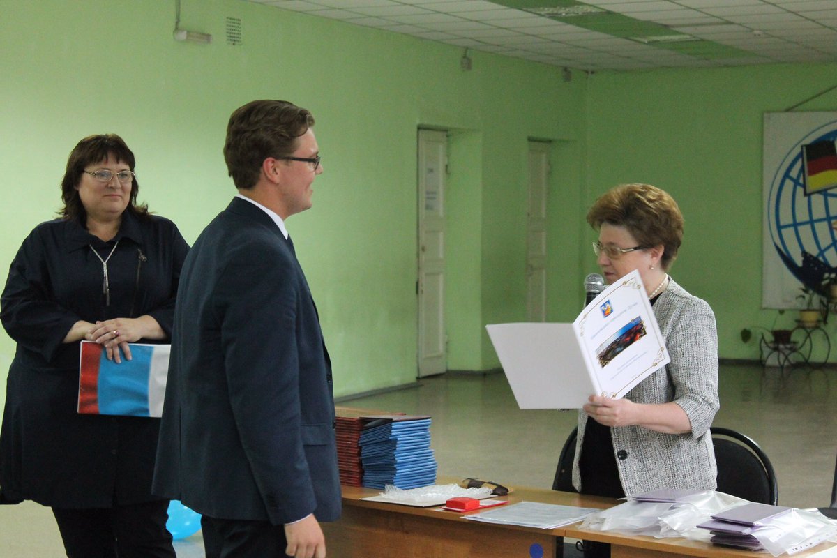 Сегодня получил премию от Депутата Ивановской городской Думы @kurochkina_37 ! Наверное, Наталья Викторовна единственный Депутата в нашем городе, который поддерживает талантливую молодежь! Большое Вам за это спасибо!