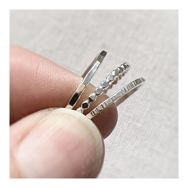 KRyanJewellery's tweet photo. Lots of lovely stacking rings off to their new homes this week 💜 #silverrings #stackingrings #handmadejewellery #contemporarystyle https://t.co/8bFLXxlIC9 https://t.co/sBWXYeDd2F