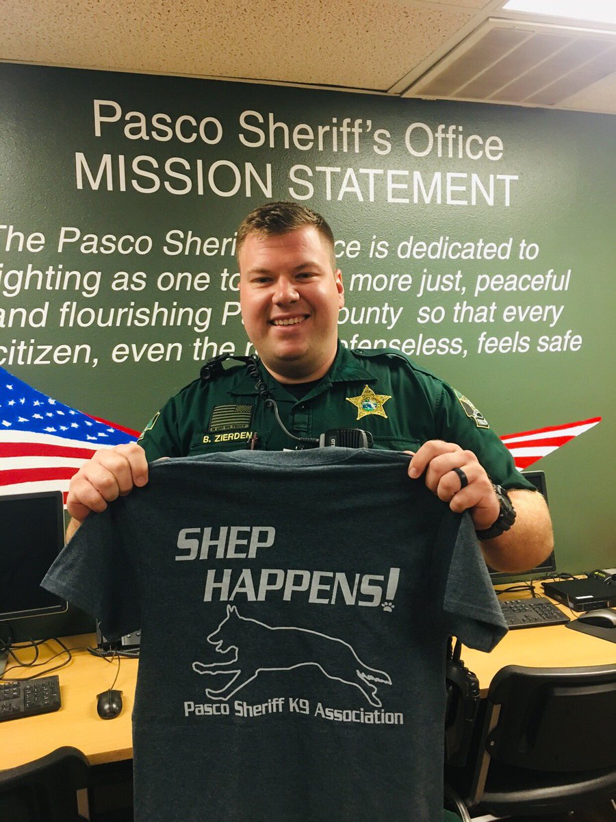 PascoSheriff's tweet photo. GIVEAWAY!!! 🚨

If we can get this post to 600RTs by the end of the night, 5 followers will receive #ShepHappens t-shirts!

Must be following+RT to qualify! https://t.co/PnoY9X6nKM