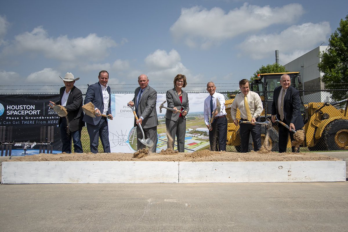 HouSpaceport's tweet photo. Thank you to everyone who came to our phase 1 groundbreaking of #HoustonSpaceport today https://t.co/ZMk0NdBy2y