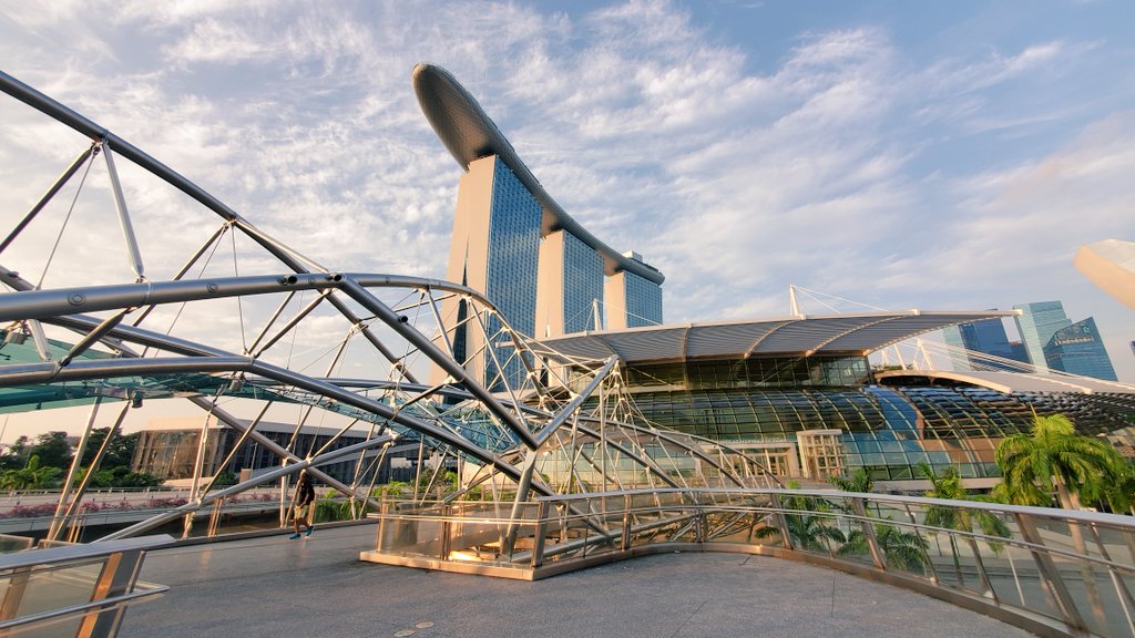 OracleJoe's tweet image. Chilling at home for a few weeks.