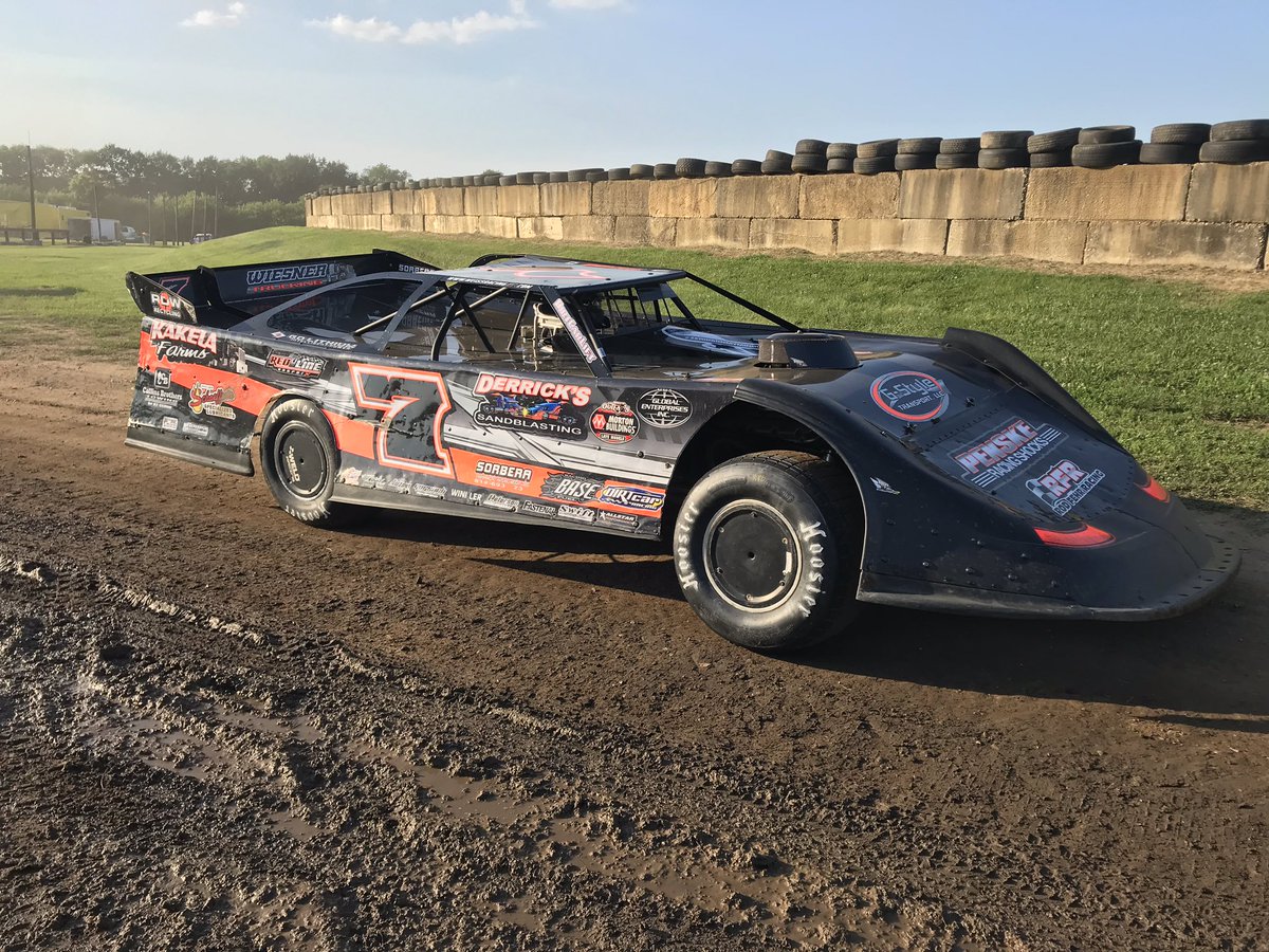 WoOLateModels's tweet photo. Quick time!! @weissracing7 takes the top spot in Group 1 Qualifying with a 20.847 https://t.co/iyh9XB5bDF