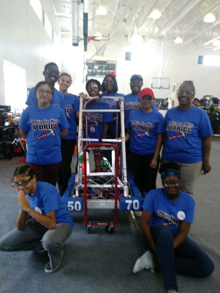 Frc5070's tweet photo. Gearnotics ready to Rock and Roll https://t.co/BC35itb1EI