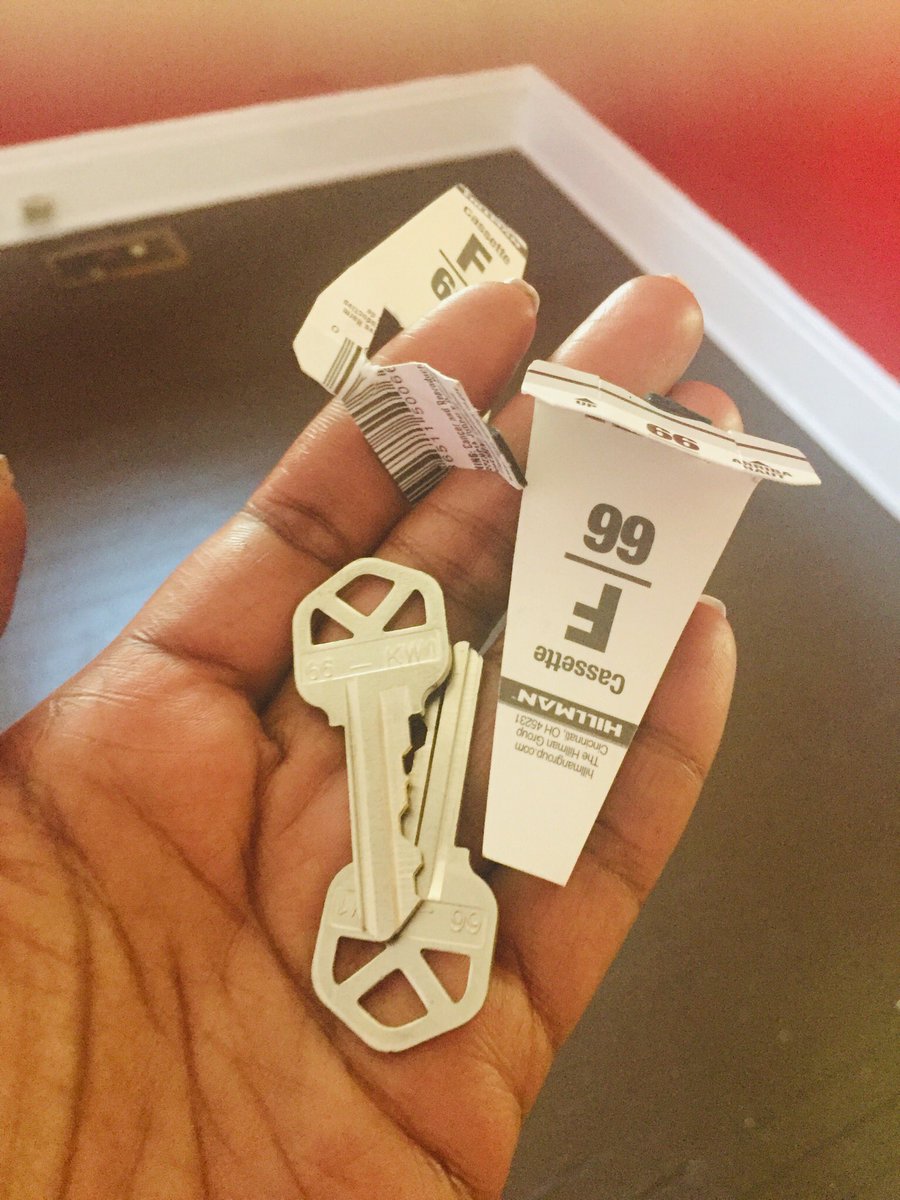 NeekaMz's tweet photo. Got them keys 🔑 today👅🙏🏾💕#SoBlessd🥳✨ https://t.co/dfDmeqEQcm