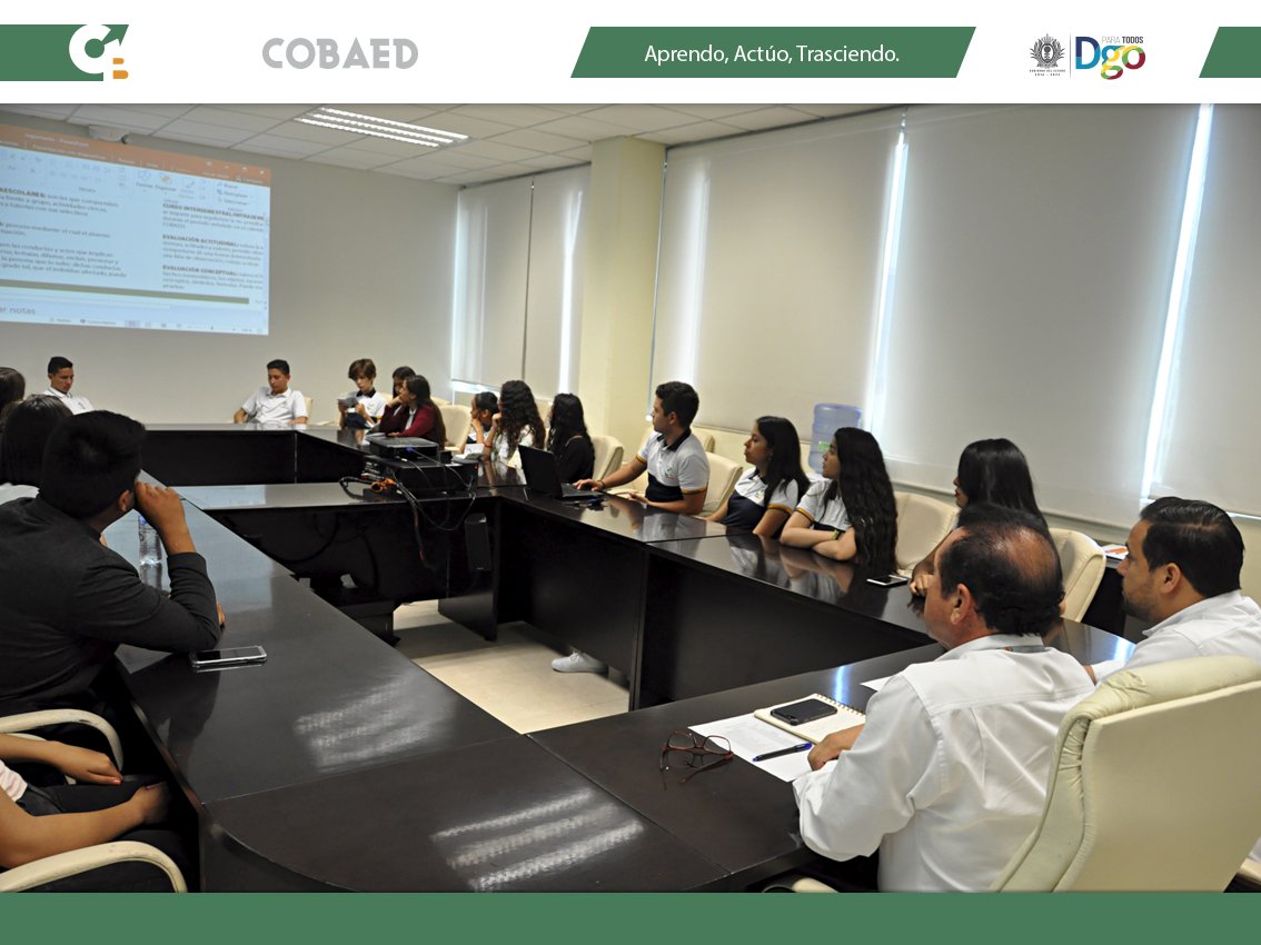 COBAEDoficial's tweet photo. #COBAED convocó a estudiantes de planteles, para hacer una revisión del Reglamento de Estudiantes, rumbo al inicio del ciclo 2019 B. El #DirectorGeneral @Bonifacioamigo aseguró que este ejercicio se hace para fomentar la inclusión y la comunicación efectiva institucional. https://t.co/f65mMy83AP
