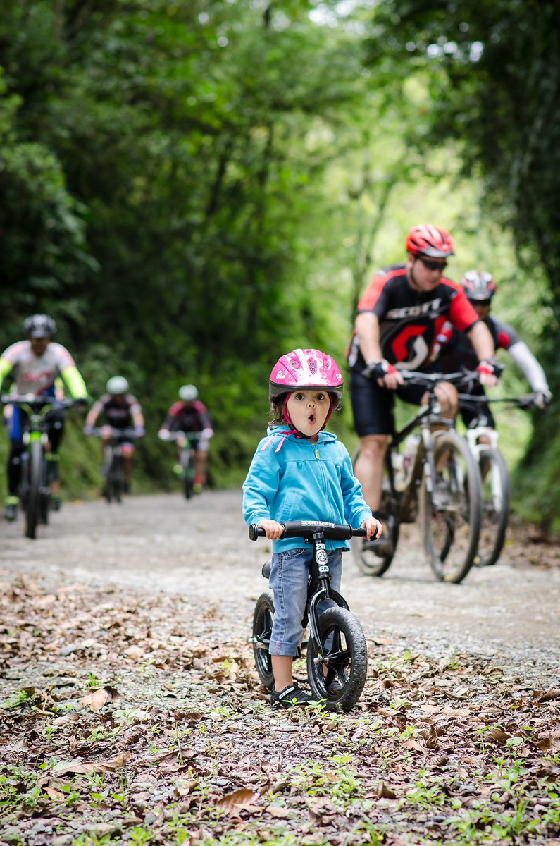 StriderBikes's tweet image. That feeling when you realize its #Friday!
.
.
.
#ExcitedfortheWeekend #KidsOnBikes #BalanceBike #StriderBike #BikePath #GirlOnBike #StrideOn