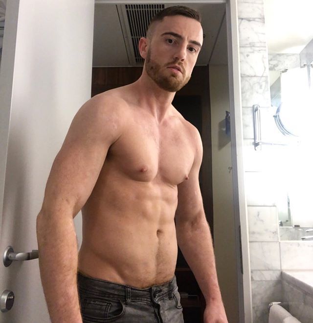 JPDuboisXXX's tweet photo. HEY hotel bathroom lighting, thanks for the gains!
Kidding, I don’t need to thank anyone - I’ve been training and eating like an absolute beast lately... You may come on thruuuuu!!! 😁😁😁 #nofuckingfilter #gainsbro #boybeast https://t.co/0b2wkE0cyR https://t.co/pGdfrflMZ1