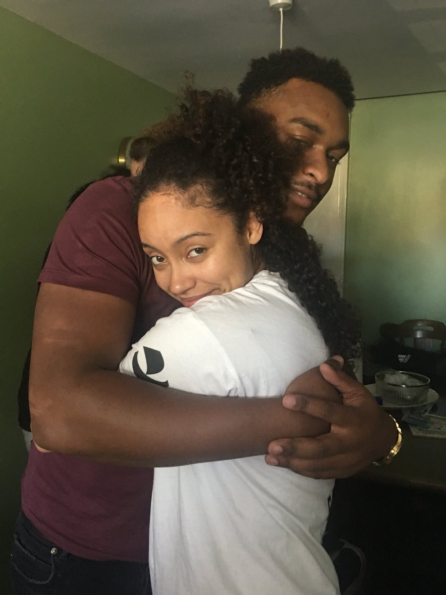 TCIGTYFilm's tweet photo. Our onscreen couples saying goodbye after the final wrap was called has us in our feelings😩 📷: @tiannabanton #sayinggoodbyeishard #naevon #sashey #shortfilm #indiefilm #britishfilm #tcigtyfilm #wrapped #blackromcom #romcom #blackcouples #onscreencouples https://t.co/4b5QN5XMBN