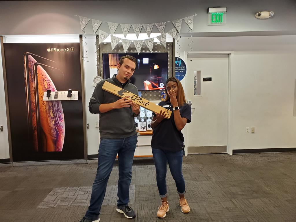 PortablesEPM's tweet photo. 3x4 DTV Nows out of EPM on this fine Friday!! Let's goo!!
#Portables #DTVNow #MAS_HEAT
@ATTPortablesBob @elthonmunoz @JakeAraghi @ATTPortablesEVD @Ciara_Wills https://t.co/92uLuIXkko
