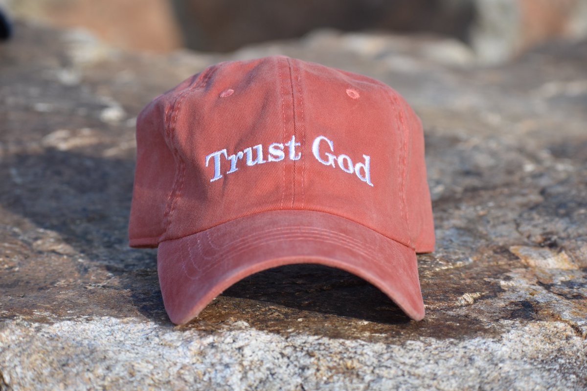 TrustGodCo's tweet photo. Shop now! 🙌🏾 https://t.co/5eM2YLVXvs https://t.co/xjAvmUZSu6