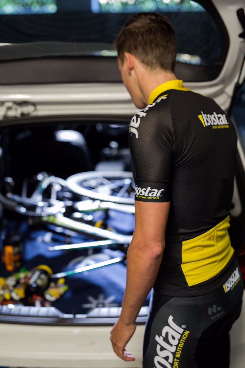 Todo listo para el fin de semana ¡Nos vamos de ruta! 😉🚴‍♂️ <a href="/NanOliveras/">Nan Oliveras</a> #isostarspain #triatlon #detrasdetusretos 📷<a href="/marc_photosport/">MarcosPhotoSport</a>