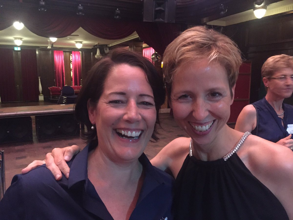 MarianneFrech1's tweet photo. thrilling moment at the Kalaidos #Hochschultag in Zurich: our wonderful colleague @andreakaeppeli receiving the best teaching award of the year. well done, you have been an inspiration for all of us! feeling honoured to be the future member of the #Careum school of health team https://t.co/q2ZpztVZ3B