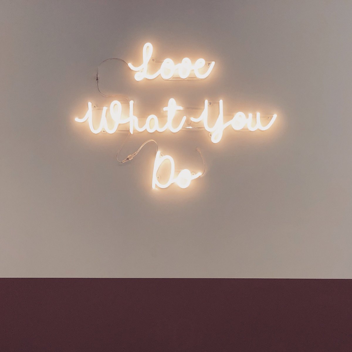 JaneousApp's tweet photo. Make this your #dailymantra &amp; your truth. Join Janeous to find the company you love working for ✨ We match you for speed interviews, sign up today 👉https://t.co/MYalWmSEGA https://t.co/K4VVlUJZ2k