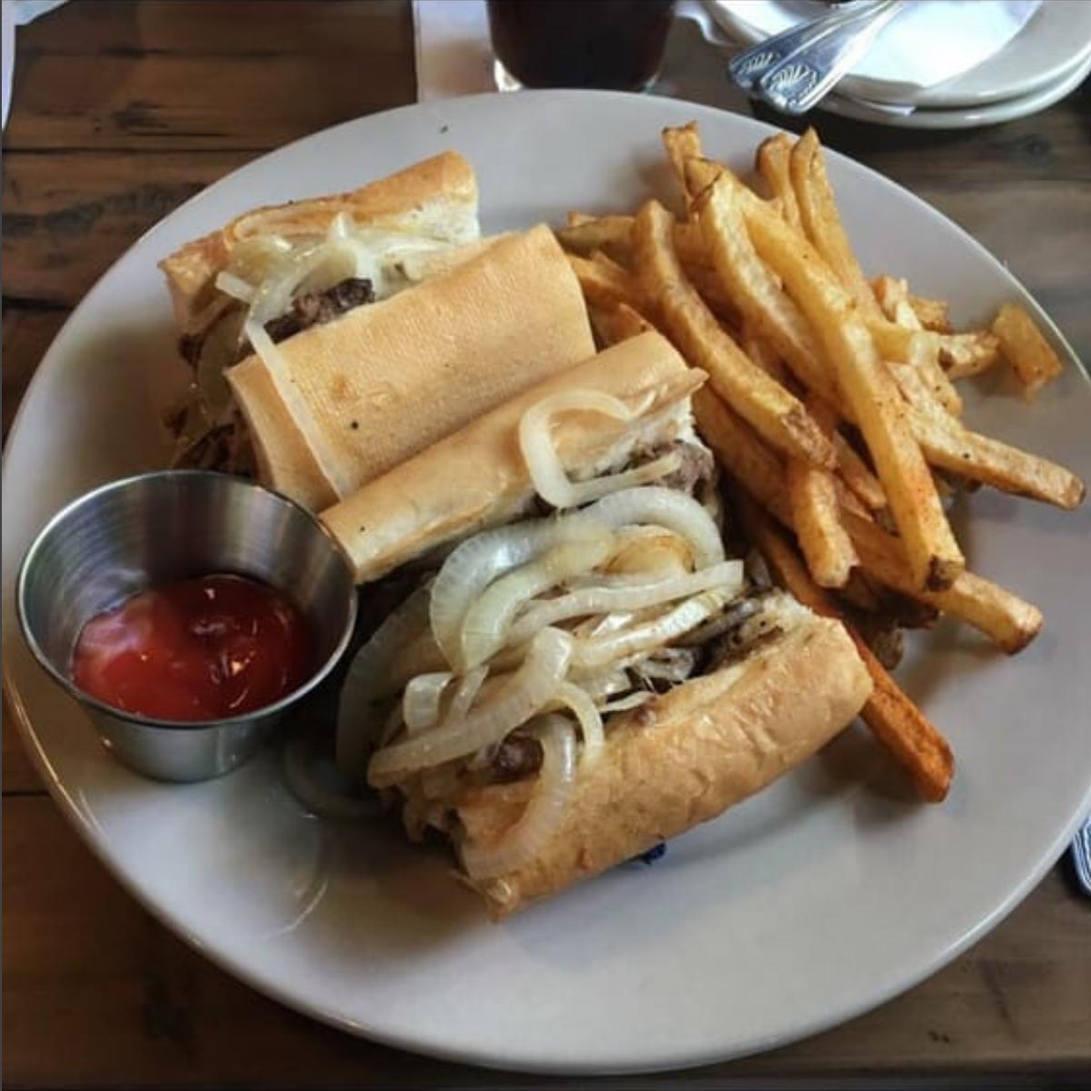 localtablekaty's tweet photo. You know you're eating our food when it's delicious and fresh. https://t.co/CjnHi5qWXn