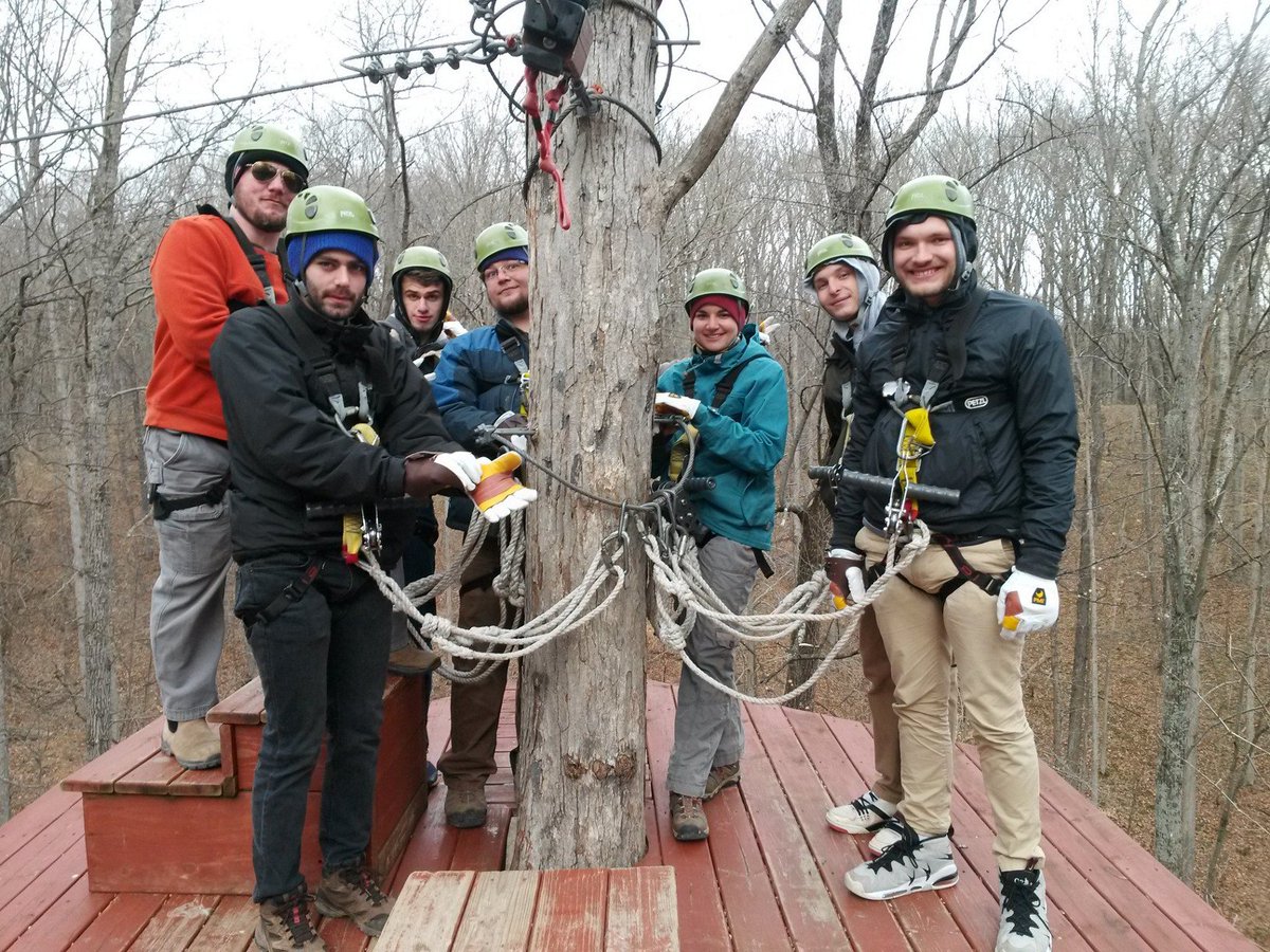 eXploreBrownC's tweet photo. Today we flashback to the days these folks were just learning how to be zipline guides. Tho some have moved on they all learned a lot since day one when this photo was taken. #flashbackfriday #winter2017 #training #xbc #explorebrowncounty #nashville #indiana #nashvilleindinana https://t.co/dKlXepiGKy