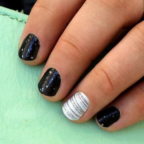 JamWithRuth's tweet image. #NewProfilePic featuring the gorgeous new #lacquerstrips being released today!