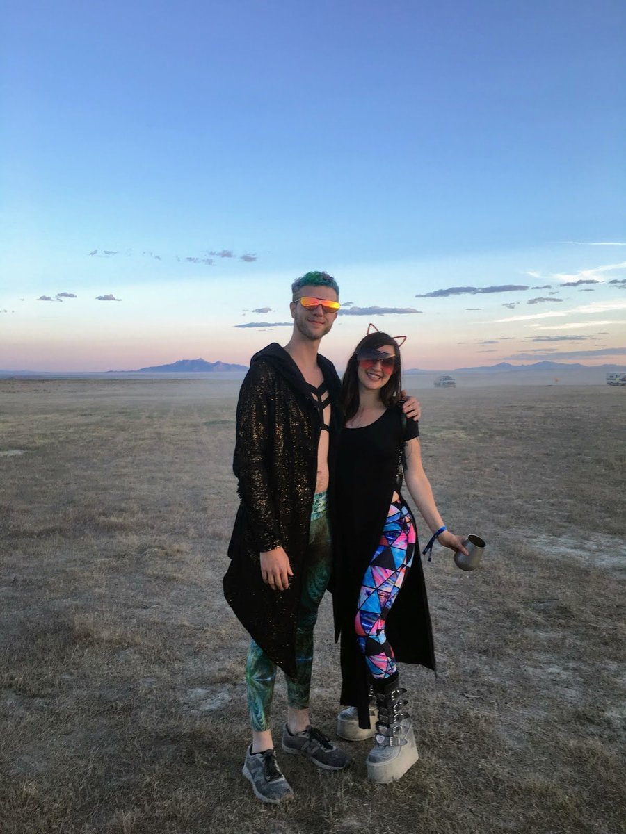techno_homo's tweet photo. I would like to go back to the moon now, plz and thx #Element11 https://t.co/klPXuM0QLU
