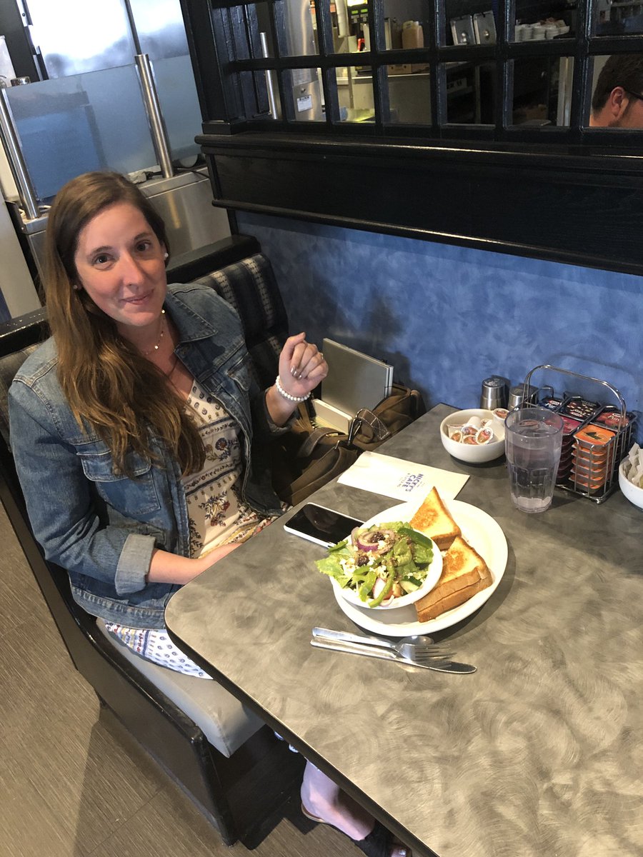 Nicky’s Cafe tweet media