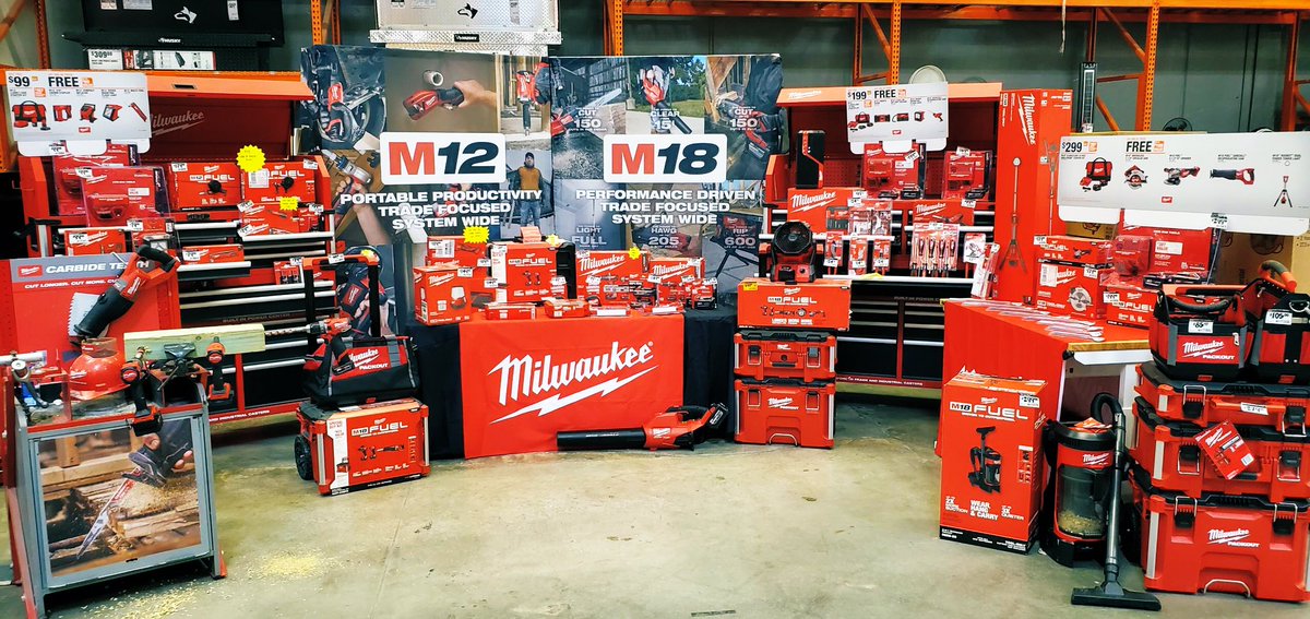 sarahTTI's tweet photo. We had a successful demo day at 257 for PRO Apperciation! Selling and engaging customers is what this is all about! #MilwaukeeTools #RIDGID #RyobiNation #TEAMTTI #TheHomeDepot @terryquinlan13 https://t.co/YFykzh20ae