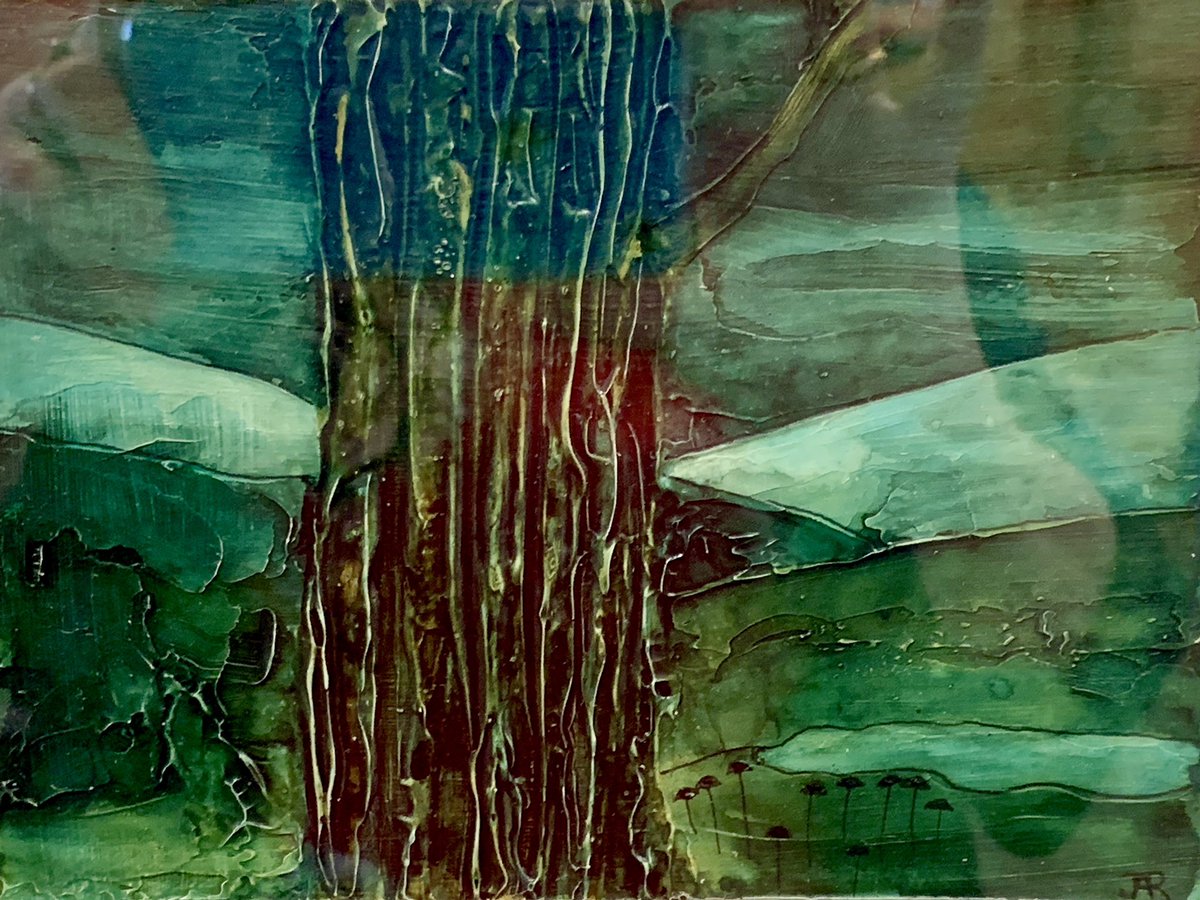 RTWAS6's tweet photo. The summer exibition has got off to a flying start Roger selling his painting  Janet has done an expert job of puuting the show together #artist  #tunbridge  #pantiles #oilpainters  #art-collector #kent  #trinity #woods @densculptor @art-collector #gallery https://t.co/jmOEd3WC6V