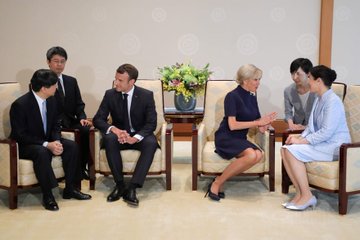 Hangisi "1 hırka, 1 hurma yeter diyen?
Japon imparatoru
Fransa başbakanı
Almanya başbakanı
Türkiye Cumhuriyeti başkanı