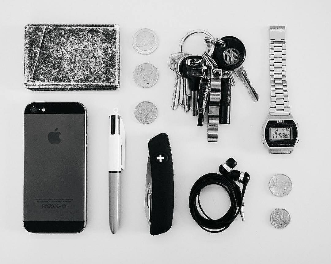 Life Is Savage tweet media