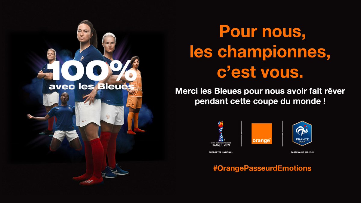 Orange_France's tweet photo. Merci les Bleues ! 🇫🇷⚽️💙 #OrangePasseurdEmotions #FRAUSA https://t.co/jqJWOn31uu