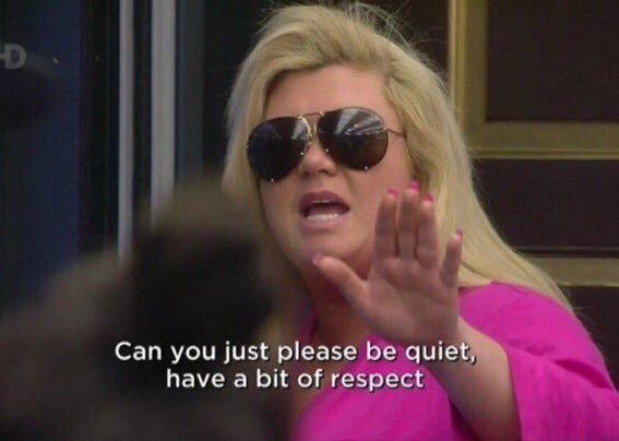 njlp_'s tweet photo. Me hearing the girls talking about Michael and Amber #LoveIsland https://t.co/vRhBRhbJIB