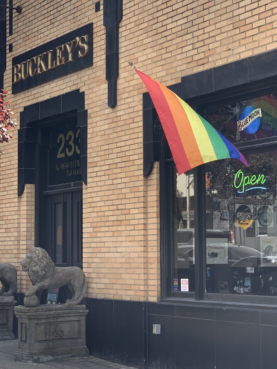 Celebrating #pride at #BuckleysPubs ❤️🧡💛💚💙💜