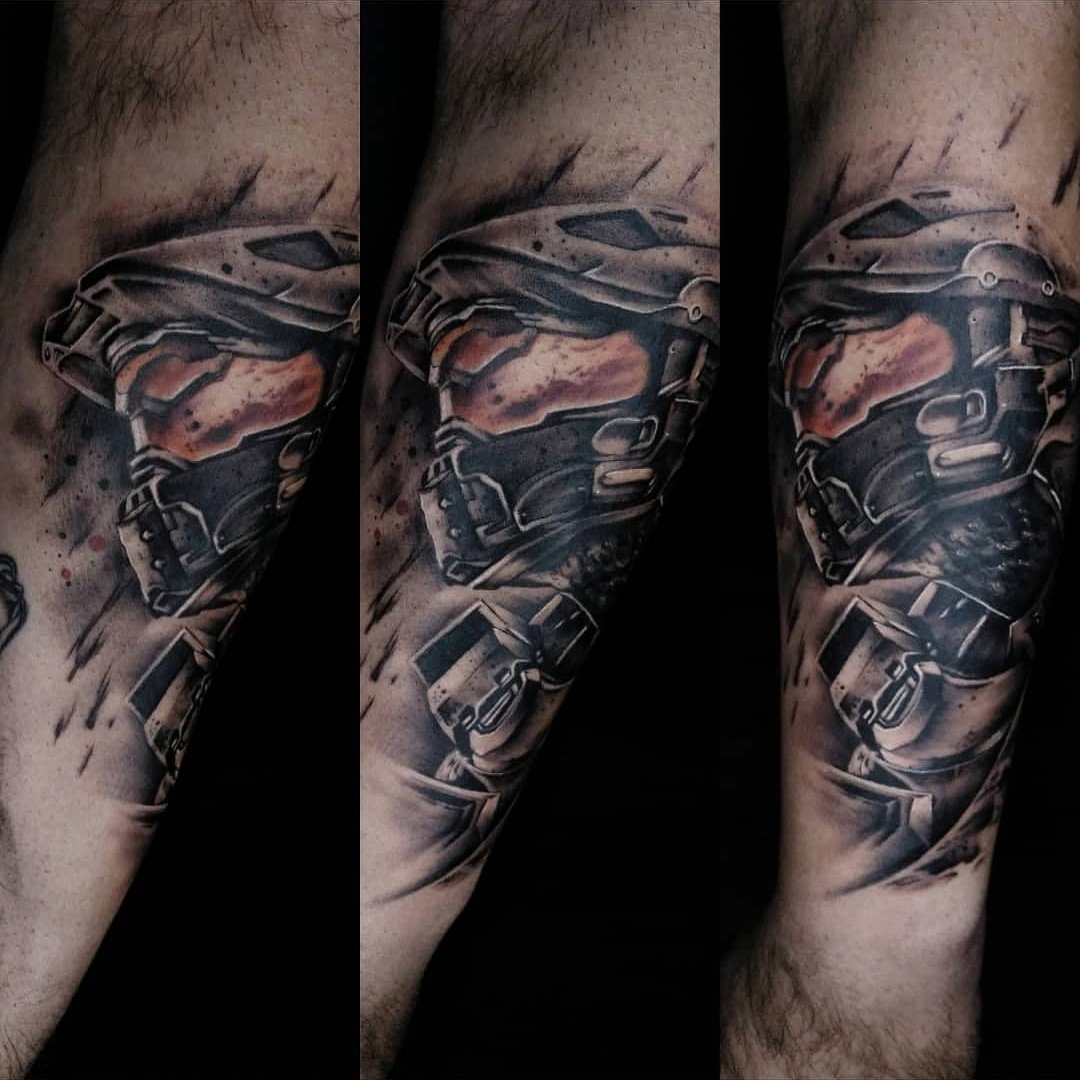 Gwyn ⚡️ C4-621 sur X : "Jefe maestro, de mis favoritos #tattoo #tattooartist #tatuajes #halo #game #XboxE3 https://t.co/cOn7NTuWN9" / X