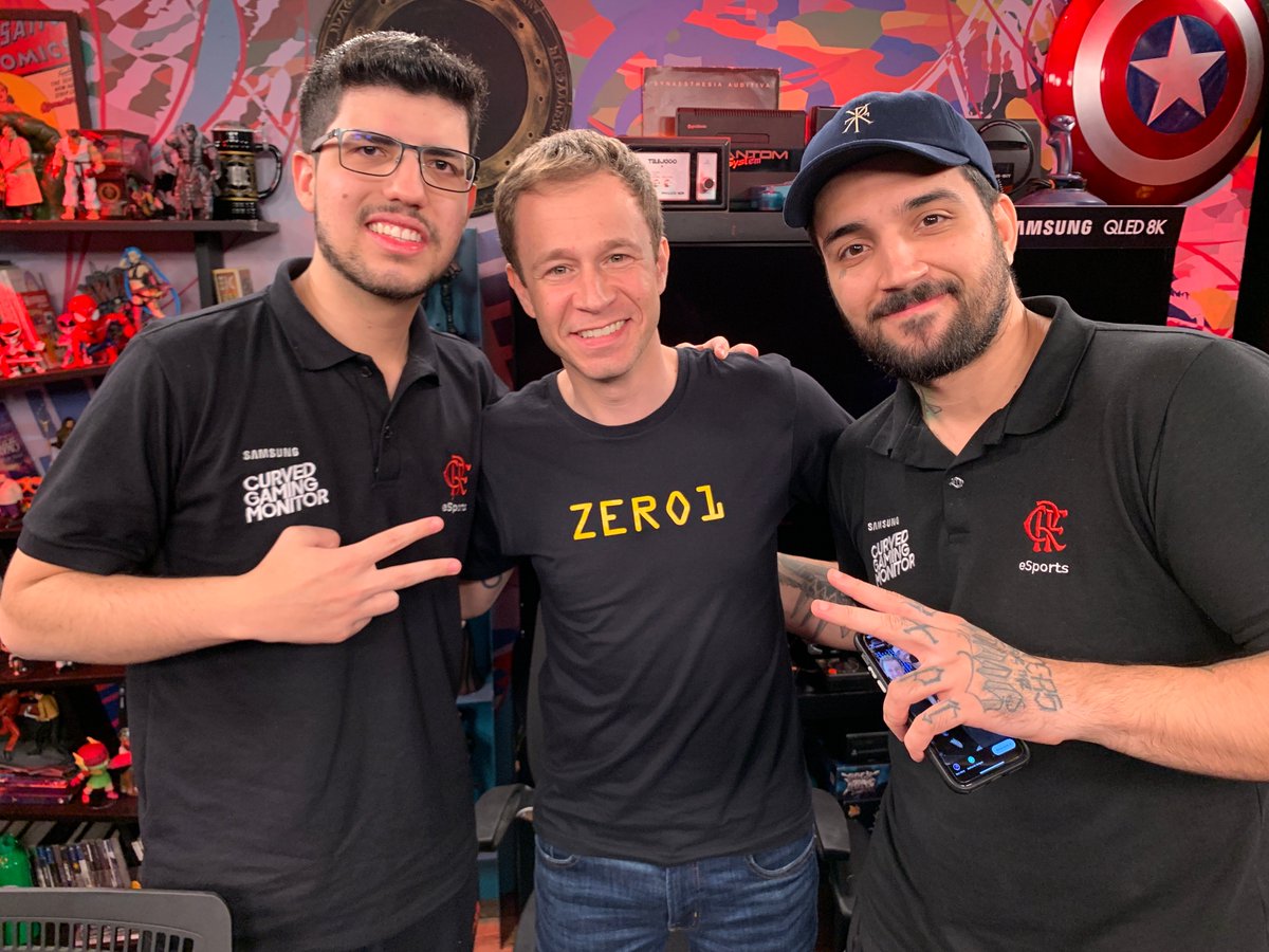 zeroumoficial's tweet photo. Neste sábado, o @TiagoLeifert vai bater um papo com @brttOficial e @robolol1 no #Zero1! 🎮👾 #HUBZero1 https://t.co/rb8TcJ5RXR