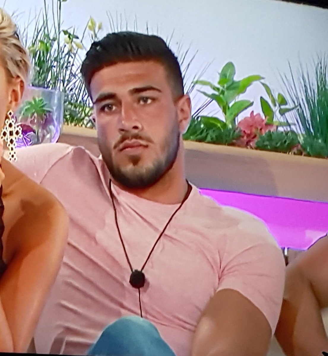 lookingforlewys's tweet photo. ‘Michael needs a woman not a girl’ if this chick doesn’t shut her gob I’ll be on the next jet2 flight to Mallorca #LoveIsland https://t.co/EcKKzxQ5Uc