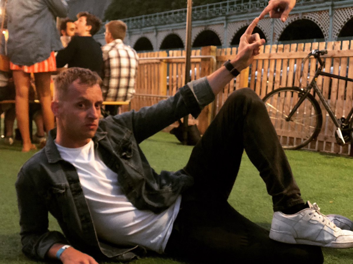 We just supported the one and only @elvanatribute  and had a freakin great time.  We have a hotel room to destroy now. Bye ! 🖤 Thanks for having us Brighton. 😘