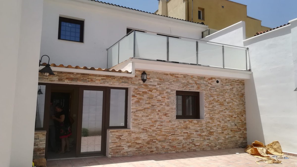 m14Arquitectura's tweet photo. Tras poco más de un año, hoy podemos dar por finalizada la rehabilitación y puesta en valor de esta vivienda en #Armilla. https://t.co/nOUF8c4G8o